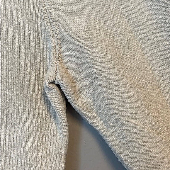 Babaton Top - Picture 3 of 7